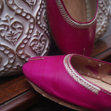 Pink Zari leather khussa